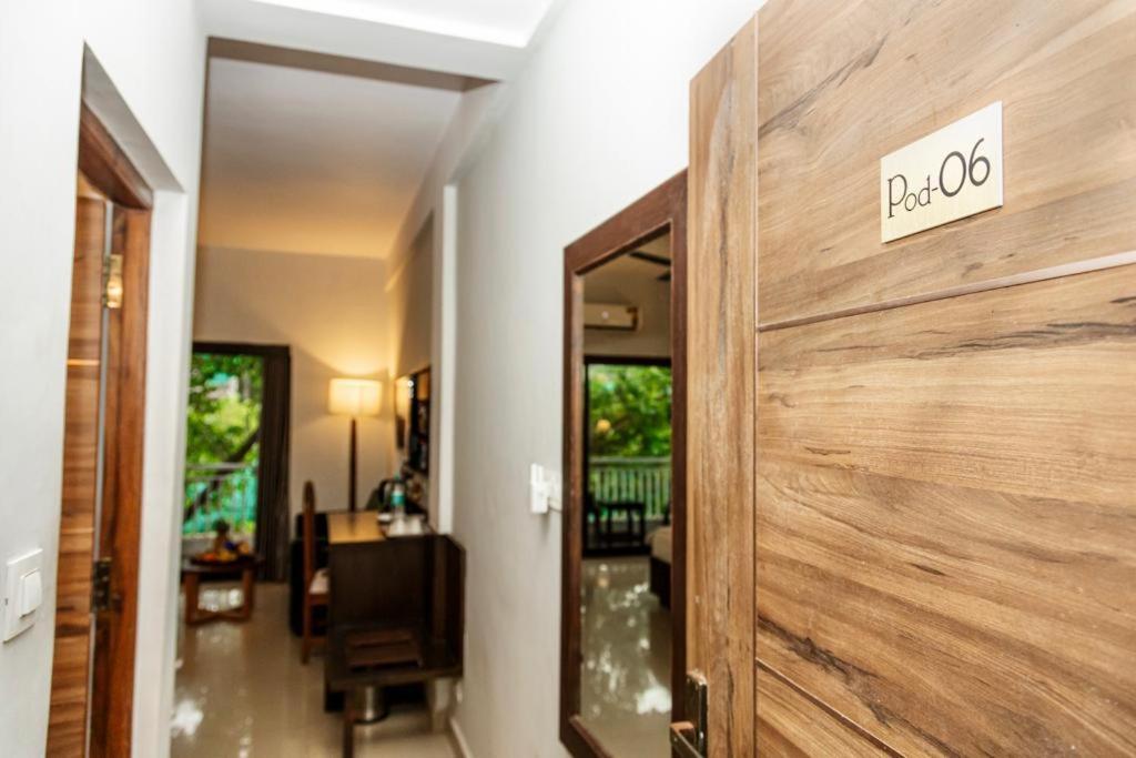 Hotel 14 Magic Pods Morjim Exterior foto